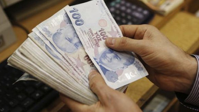 Ev kadınlarına 10 bin TL'lik destek