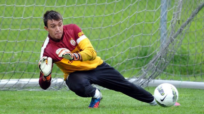 Muslera yönetimi şok etti!