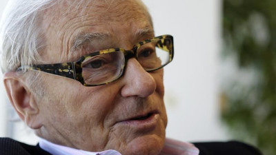 "Sadece vergi ödeyenler oy kullansın"