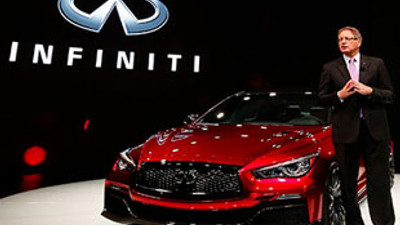 Infiniti 560 beygirlik modelini tanıttı