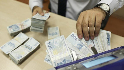 Hazine 12.3 milyar lira borçlandı