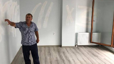 Kapıyı açtı, evini bu halde buldu
