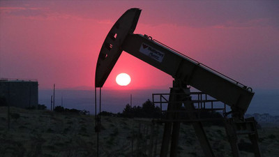 Brent petrolün varili 27 dolar sınırında