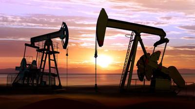 ABD'nin ham petrol üretiminde 40 yılın en büyük aylık düşüşü