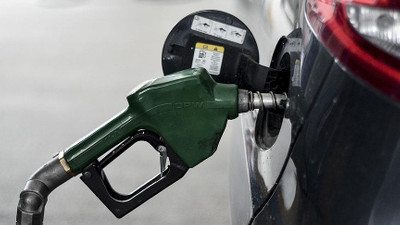 Benzinin litre fiyatı 37 kuruş artırıldı