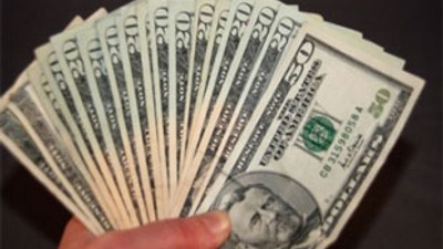 Dolar 1 buçuk ayın zirvesinde