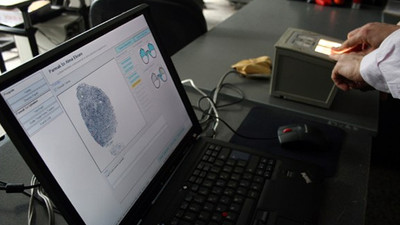 Sürücü kurslarında parmak izi uygulaması kalkıyor