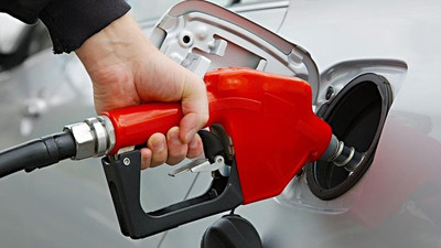 Benzinde 8 TL'lik rekor kapıda