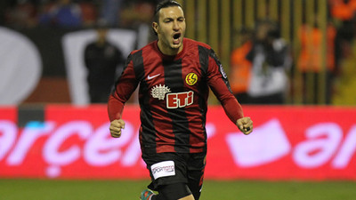 Flaş! Necati imzayı attı!