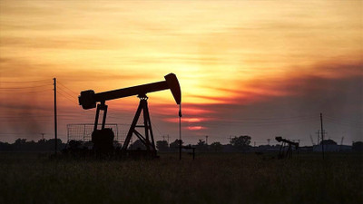 Küresel piyasalarda petrol fiyatları ikiye katlandı