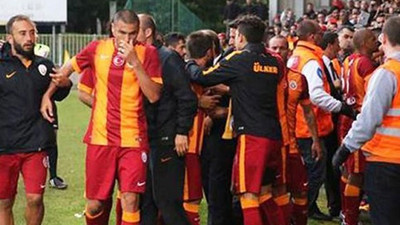 Burak Yılmaz taraftarla kapıştı