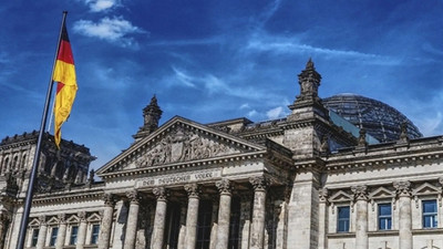 Alman hükümeti enflasyona karşı 65 milyar euroluk yardım paketini devreye soktu