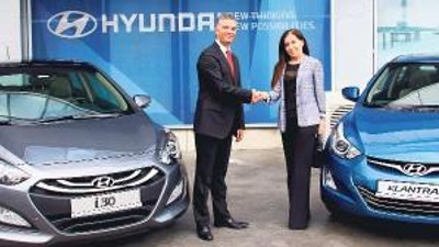 Jaguar'dan indi, Hyundai'ye bindi