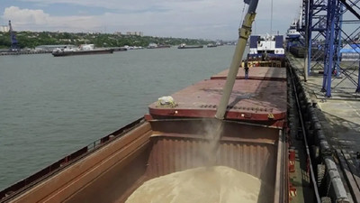 2 bin ton tahıl denizde kaldı! Zelenskiy Rusya'yı suçladı