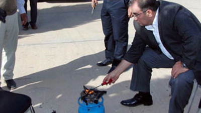 Su ararken petrol fışkırdı!