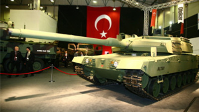 Başbakan'ın ziyaret edeceği fabrika karıştı!