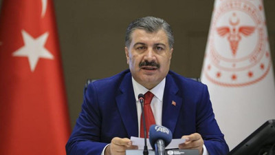 Sağlık Bakanı Koca: Birileri istiyor diye aşı programı başlatmayız!