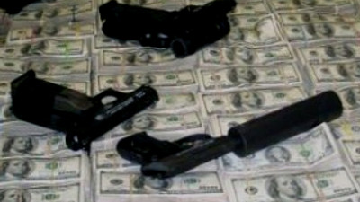 8 milyar dolarlık bankMAFYA!