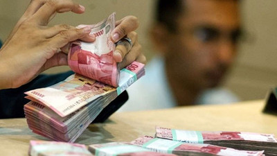 Hindistan'da bir memur 24 yıl hiç çalışmadan maaş aldı