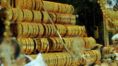 Altın 10 ayın zirvesini gördü