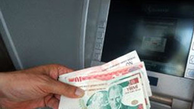 Kredi kartında fahiş faize devam!