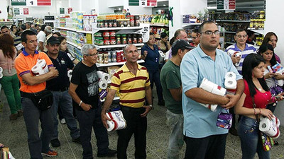 Kıtlığın baş gösterdiği Venezuela’da kondom fiyatları tavan yaptı