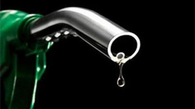 Petrol 2013'te sudan ucuz olabilir!