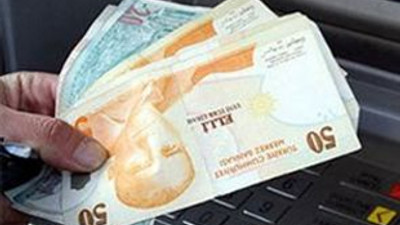 ATM'den para yatırmanın bedeli: 4 TL