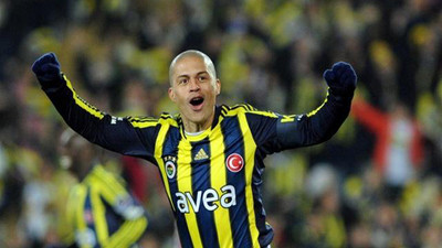 Alex, Fenerbahçe'nin transferlerine el attı!