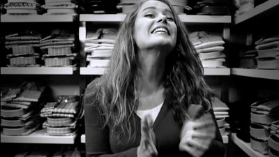 Daha önce hiç kimse bana böyle giydirmemişti!