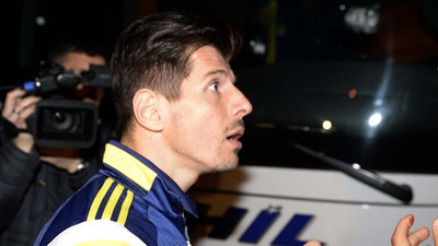 Emre Belözoğlu muhabire patladı