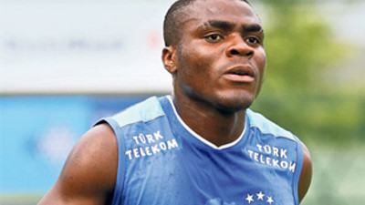 Fenerbahçe'den Emenike için teklif yaptı