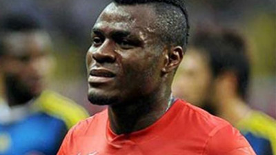 Fenerbahçe Emenike'den vazgeçmiyor!