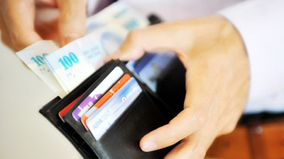 Sözleşmeli askerlere dudak uçuklatan maaş