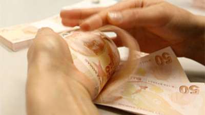 Türk Lirası ilk kez yurt dışına ihraç edildi