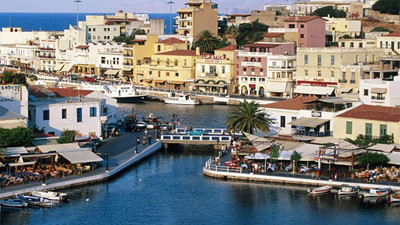 Yunanistan hiç bu kadar ucuz olmadı