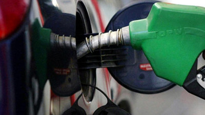 Kafalarını kuma gömdüler