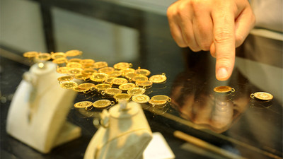 Çeyrek altın fiyatları 20 Temmuz 2015'te yüzde 2,07 çöktü
