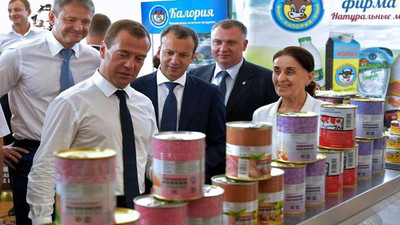 Rusya 5 ülkeye daha gıda ambargosu koydu