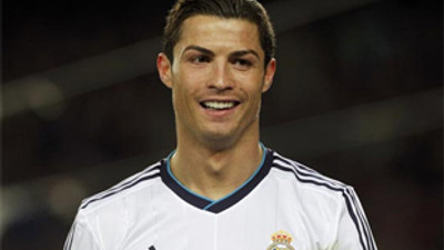 Ronaldo rekor kırdı Messi silindi!