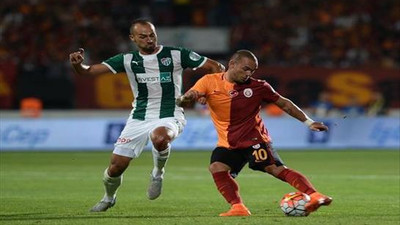 Sneijder'ın menajerinden Galatasaray yönetimine tepki