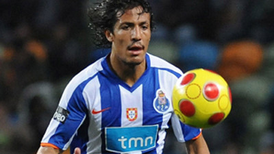 Beşiktaş'ta Bruno Alves operasyonu