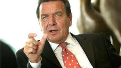 Gerhard Schröder konferans verecek!
