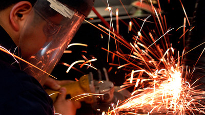 Sanayi üretiminde umut vaat eden artış