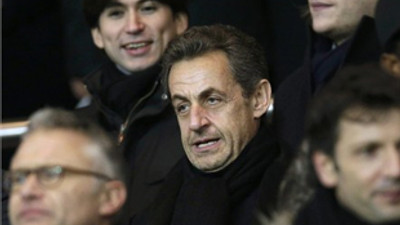 Sarkozy'ye rüşvet suçlaması