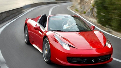 Ferrari halka arzda hız kesmedi