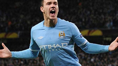 Kocaman'dan Dzeko'ya yakın markaj!