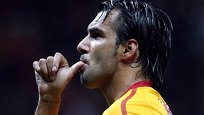 G.Saray'ın yıldızı Beşiktaş'a mı gidiyor?