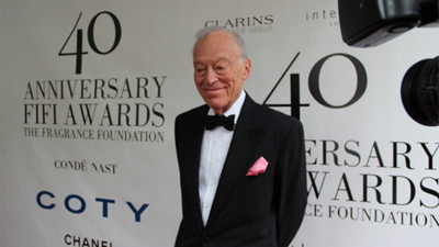 Kozmetik devinden sanata 1 milyar $