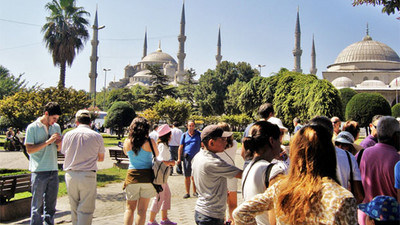 Turizm gelirleri ilk çeyrekte arttı